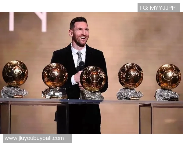 特雷泽盖与梅西同框合影致敬足球历史无可争议的第一人梅西 特雷泽盖与梅西同框合影致敬足球历史无可争议的第一人梅西