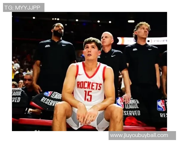 火箭与马刺激战上半场谢泼德表现抢眼文班状态起伏失误频繁