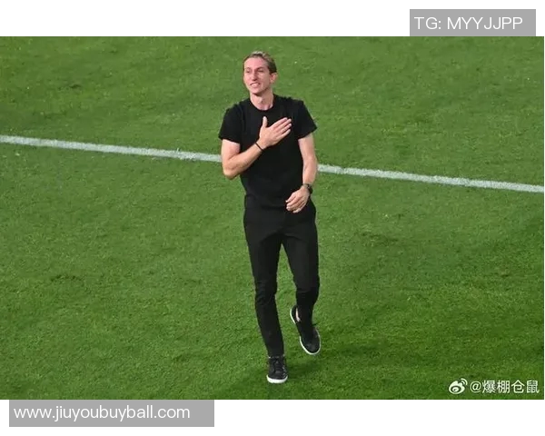 弗拉门戈主帅费利佩路易斯谈续约计划并表达回归欧洲执教愿望