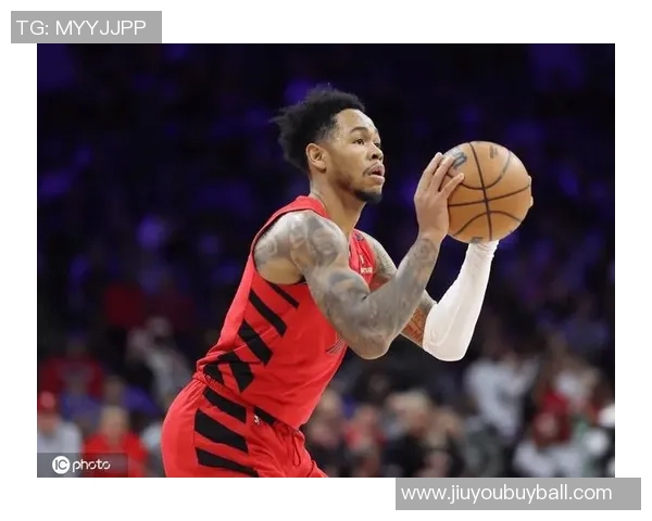 安芬尼西蒙斯:全力以赴展现团队风格篮球的决心与准备 安芬尼西蒙斯:全力以赴展现团队风格篮球的决心与准备